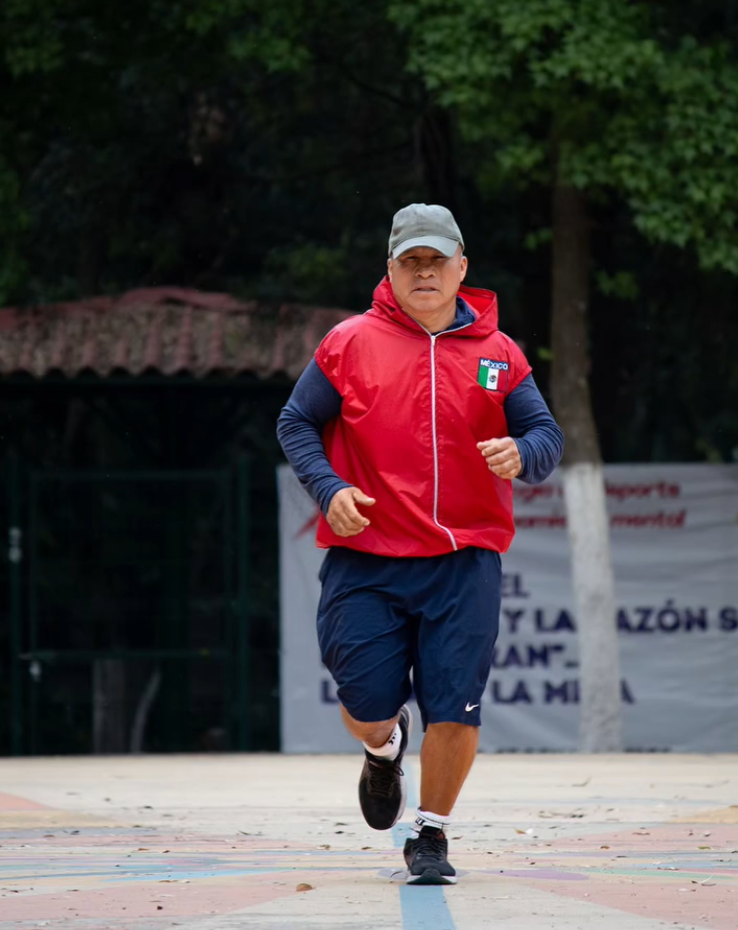 Coreanito entrenando en Viveros